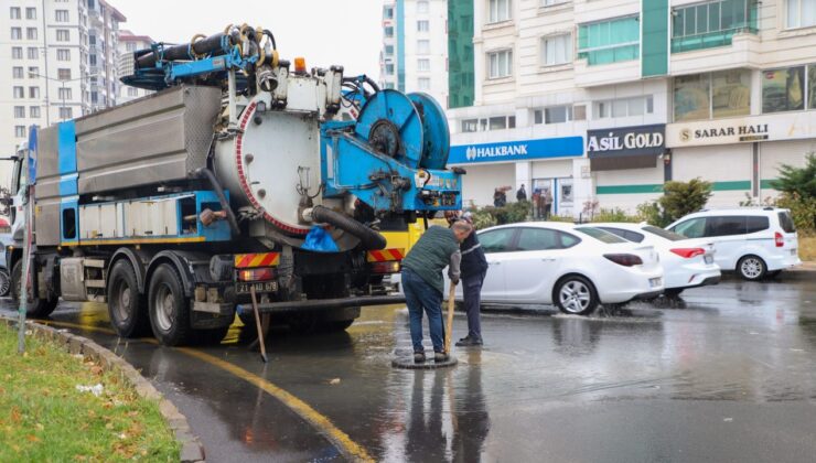 Meteoroloji’nin Uyarısının Ardından Di̇ski̇’den Sağanak Mesaisi