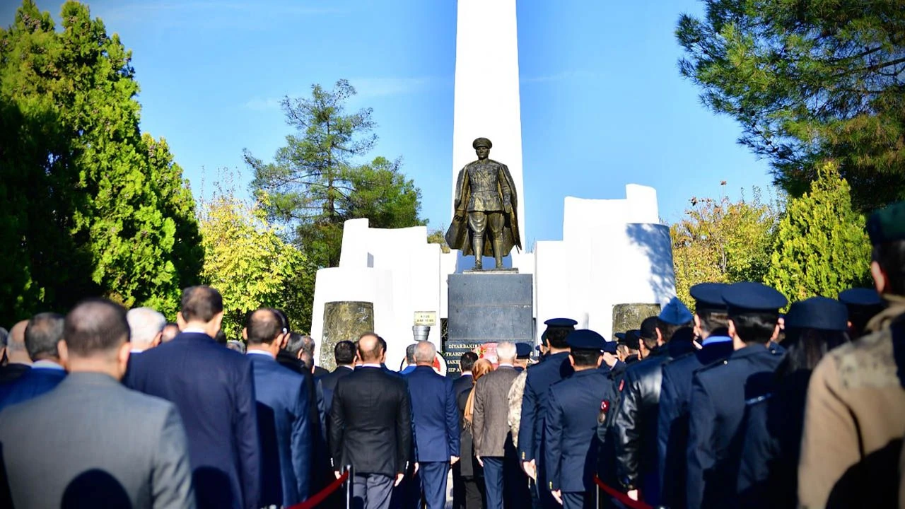 Diyarbakır’da 10 Kasım anması