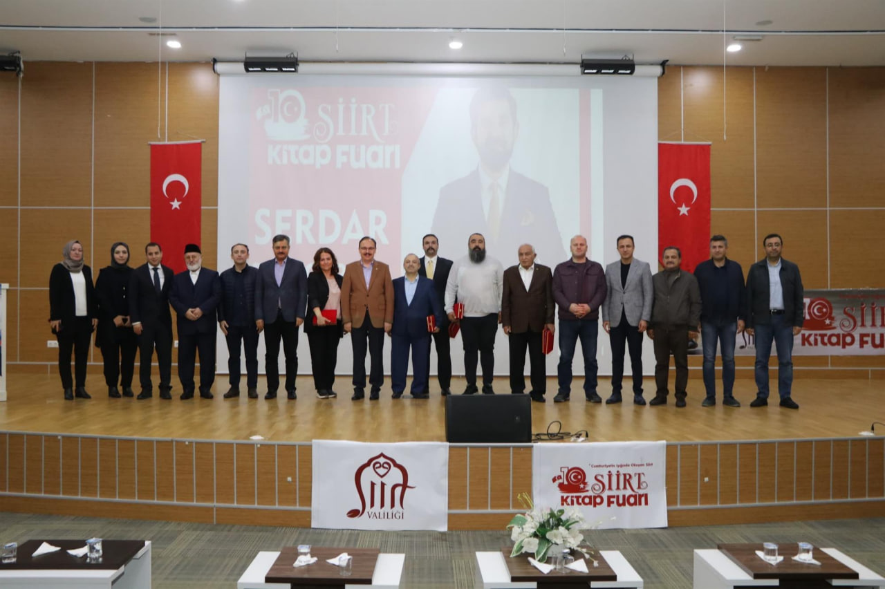 Siirt Üniversitesi Rektörü Şındak, 10. Siirt Kitap Fuarı Kapanış Programına Katıldı