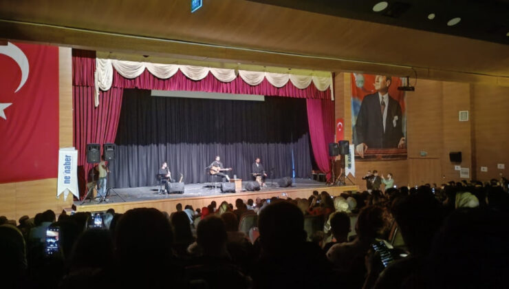 Siirt’te Lise Öğrencilerine Motivasyon Amaçlı Konser