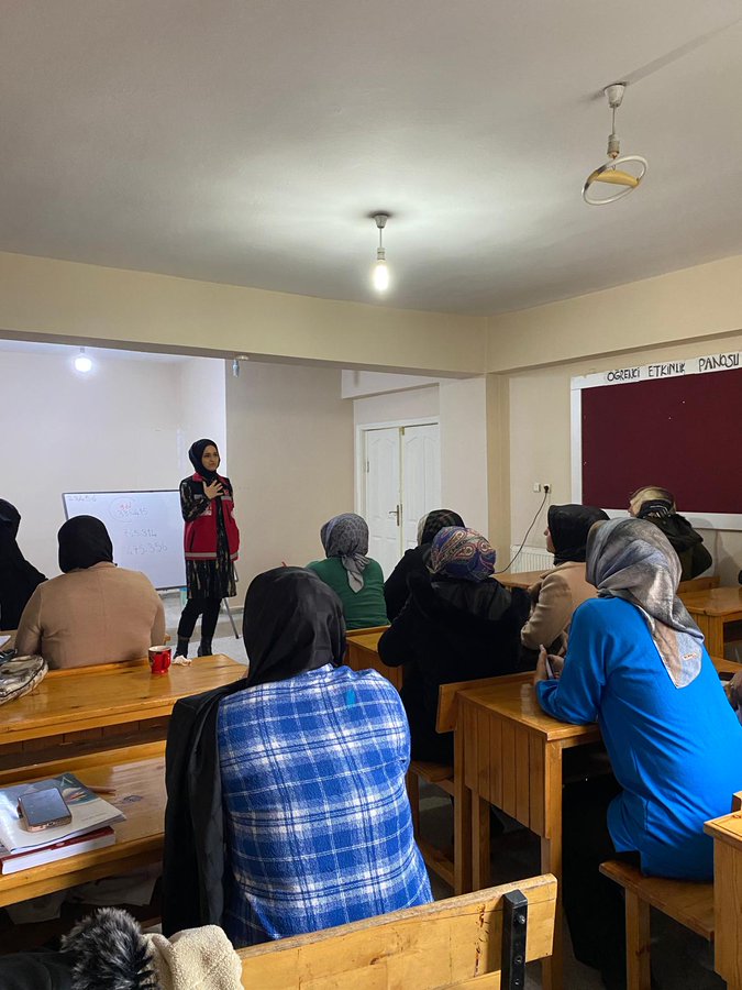 Siirt’te Kadına Yönelik Şiddetle Mücadele Eğitimleri Devam Ediyor