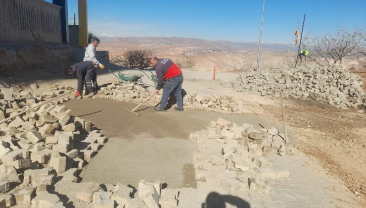 Siirt Belediyesi’nden Kaldırım Onarım Çalışmaları