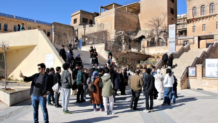 Dicle Elektrik Bursiyerleri Mardin Gezisinde Buluştu | Siirt Olay Haber