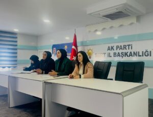 AK Parti Siirt Kadın Kolları Yönetim Kurulu Toplantısı Yapıldı