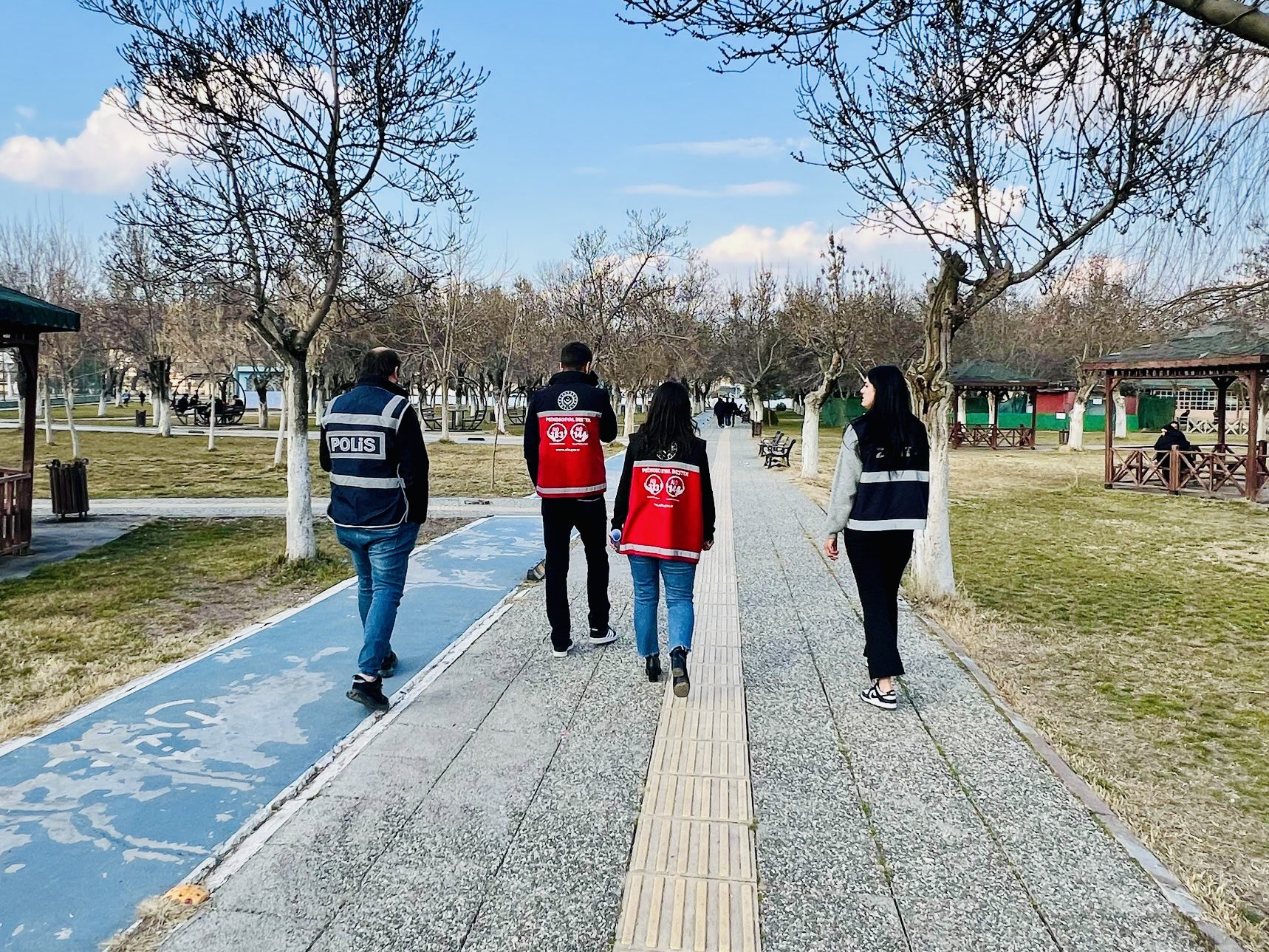 Siirt’in O İlçesinde Dilencilere Yönelik Çalışma Başlatıldı